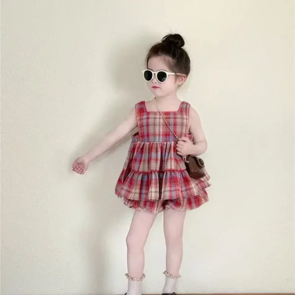 Bonito infantil meninas roupas de verão para crianças conjunto de saia curta 2025 novo colete xadrez saia sem mangas topo lanterna shorts conjunto de duas peças